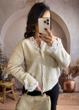 Charger l&#39;image dans la galerie, Gilet beige dentelle blanche ILONA (34 au 48)⭐️