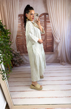 Charger l'image dans la galerie, Robe chemise brodé motif fleurs beige MAYA (36 au 46)