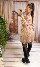 Charger l'image dans la galerie, Robe courte beige à motif NORA (40 au 48)