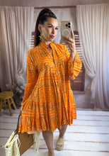Charger l'image dans la galerie, Robe loose motif bandana orange HELENA (36 au 46)