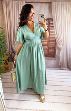 Charger l'image dans la galerie, Robe vert d'eau AMOR (34 au 48)