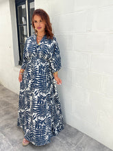 Charger l&#39;image dans la galerie, Robe motif feuille bleu marine ( 36 au 48 )