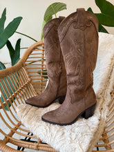 Charger l&#39;image dans la galerie, Botte santiag choco carmen