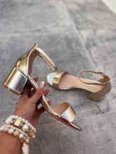Charger l&#39;image dans la galerie, Escarpin gold petit talon