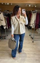 Charger l&#39;image dans la galerie, Gilet moumoute sans manches JASMINE (36 au 44)