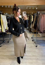 Charger l&#39;image dans la galerie, Gilet noir boutons or GINI (34 au 50)