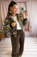 Charger l'image dans la galerie, Veste polaire léopard LAURA (34 au 48)