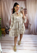 Charger l'image dans la galerie, Robe loose motif bandana beige HELENA (36 au 46)