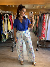 Charger l&#39;image dans la galerie, Pantalon motif bleu LARA (S,M,L)