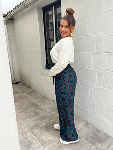 Pantalon léopard bleu canard ( 34 au 48)